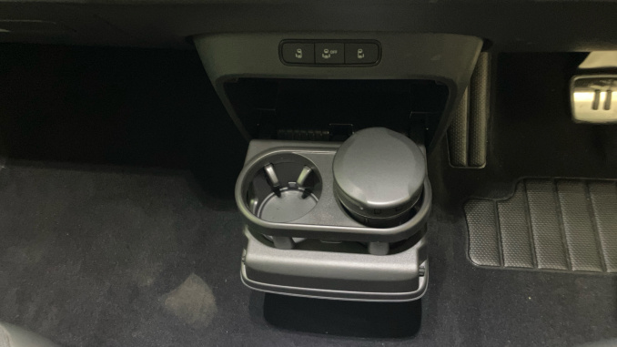 Volkswagen ID. Buzz 210kW Style Pro 79kWh 5dr Auto Electric Estate - Image 14